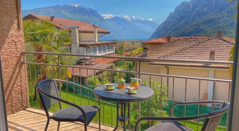Vacation home with 2 rooms for 5 persons in Tenno