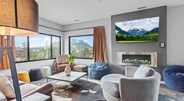Lodge with jacuzzi, pool & BBQ | Pets are welcome — photo 3