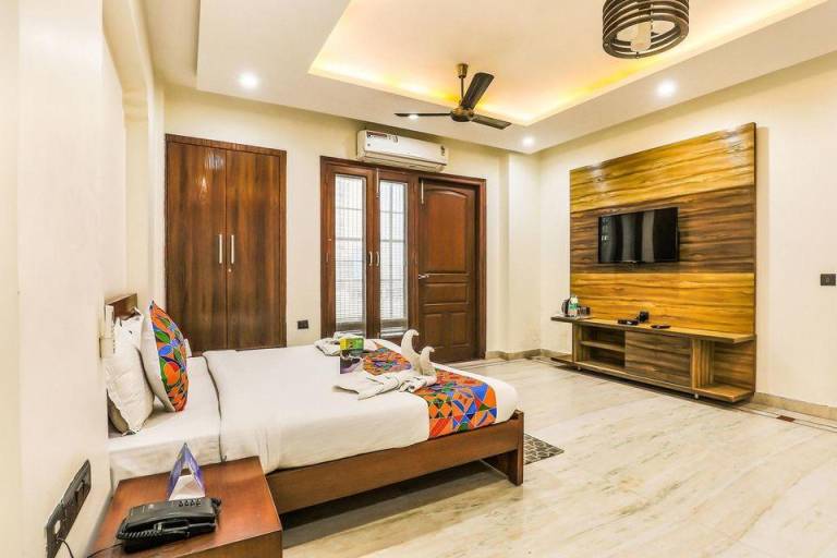 Serviced apartment with terrace | Pets are welcome — photo 2