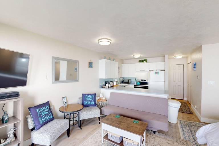 Condo Newport