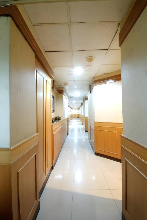 Laurel Business Hotel — photo 4
