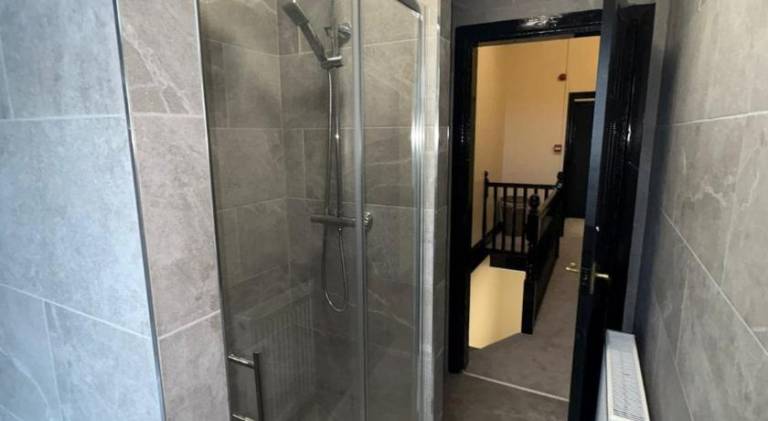 Rental apartment with 5 rooms for 10 persons — photo 2