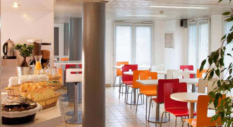 FAST HOTEL Les Ulis - Courtabœuf — photo 3