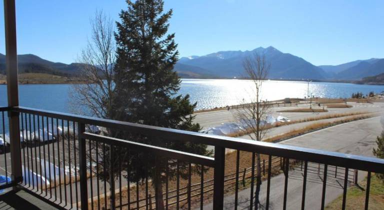 Rental apartment with hot tub & pool | Perfect for remote work — photo 5