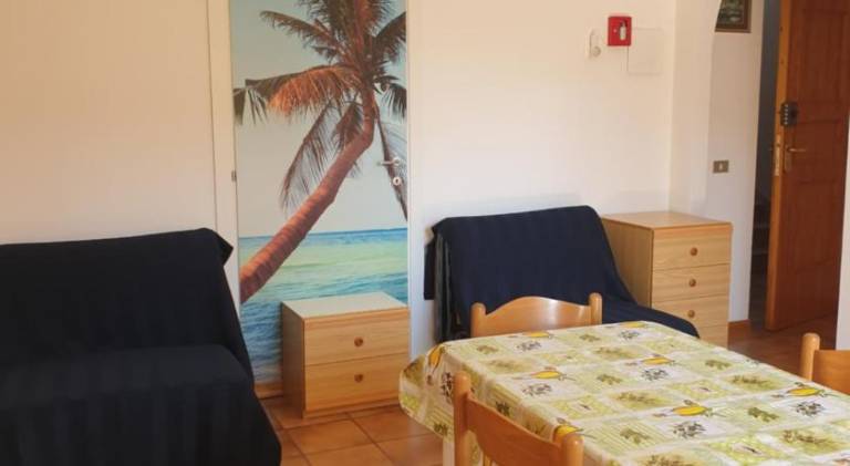 Holiday apartment with 1 room for 4 persons in Pescara