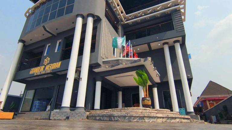 Grandeur Meridian Hotel and Suites