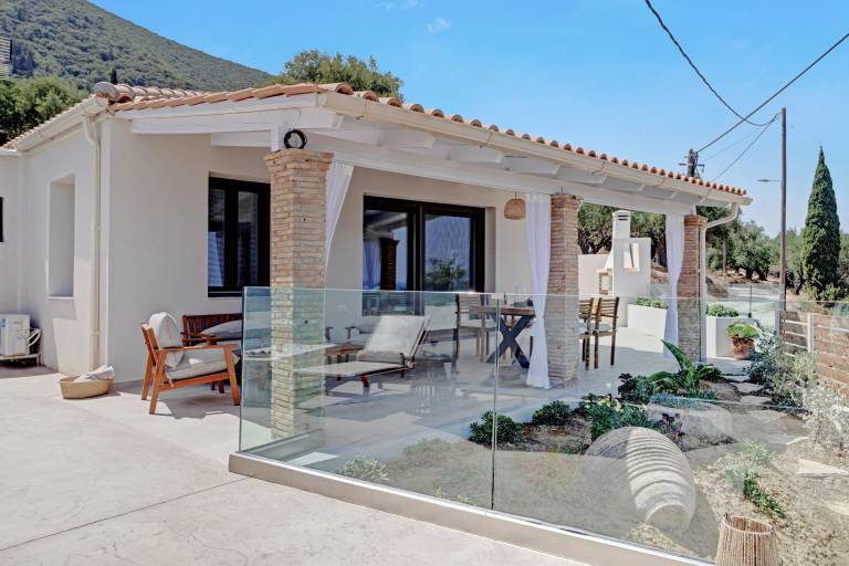 Country House 'Olivella Luxury Suites' with Private Terrace, Wi-Fi and Air Conditioning — photo 3