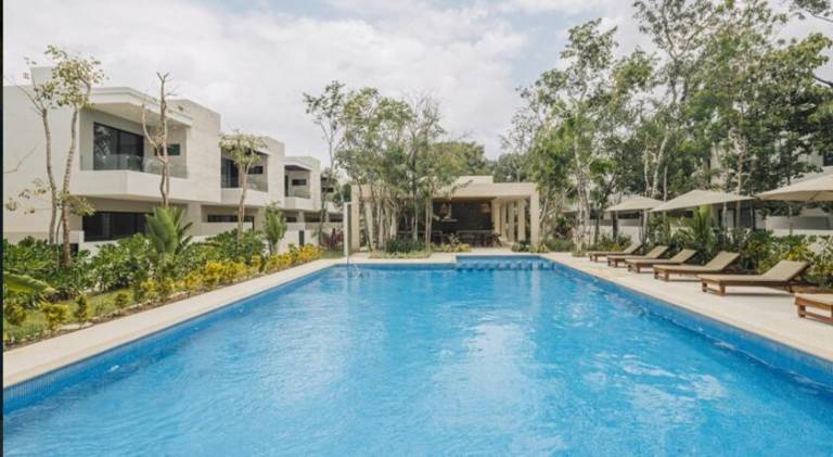 Ample house with barbeque, private pool & garden | Pet-friendly in Playa del Carmen