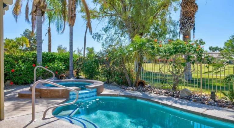 House with pool | Pet-friendly in Indio, CA