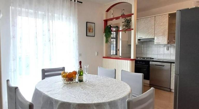 Holiday apartment with 3 rooms for 6 persons — photo 3