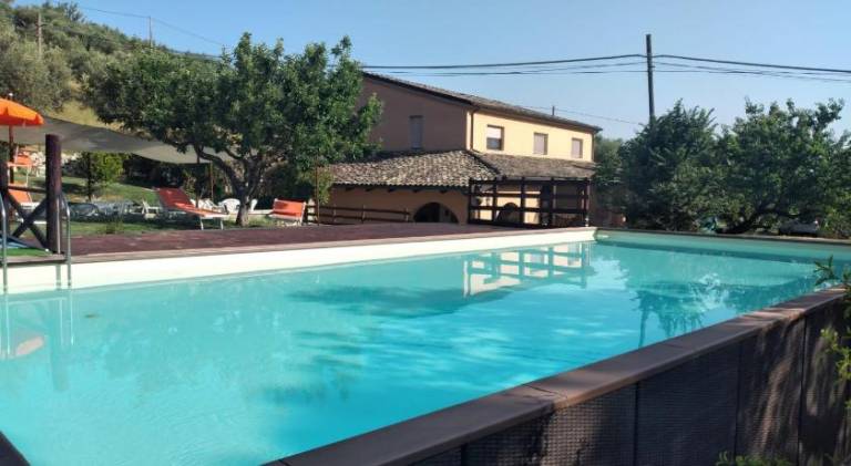 Holiday apartment with pool — photo 3