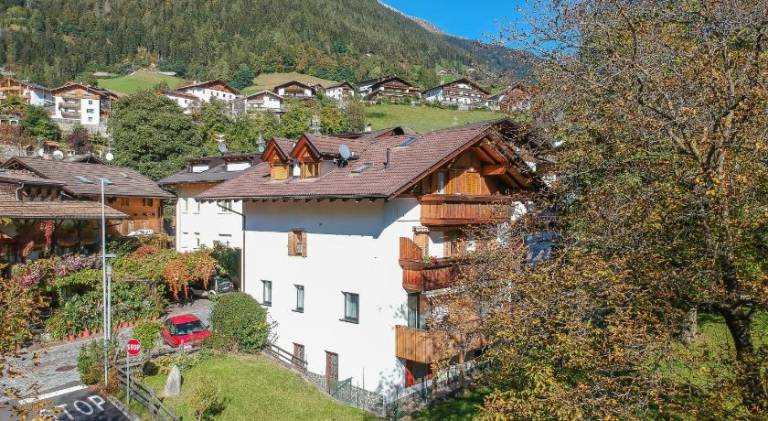 Apartments Hubertus - central St Leonhard - free parking - Netflix - PasseiertalCard included - hiki — photo 3