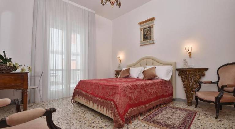 Holiday apartment with jacuzzi & terrace in Minori