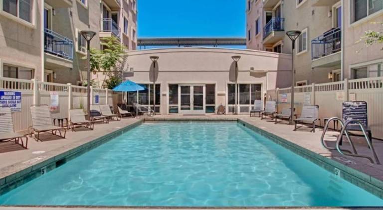Vacation home with pool | Perfect for remote work — photo 3