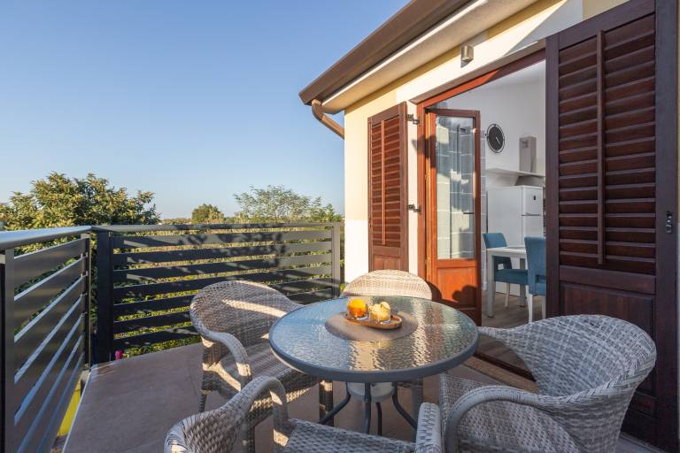 Apartment with BBQ, garden & terrace in Umag