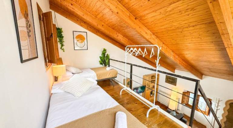 Lovely apartment | Near Cathedral-Basilica of Our Lady of the Pillar | Pets allowed — photo 2