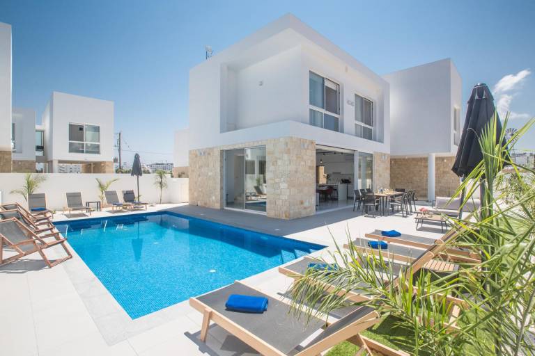 Resort  Protaras