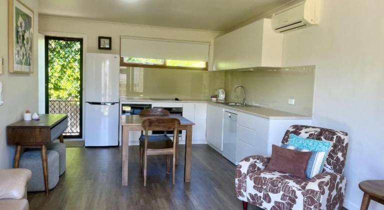 Serviced apartment  Mallacoota