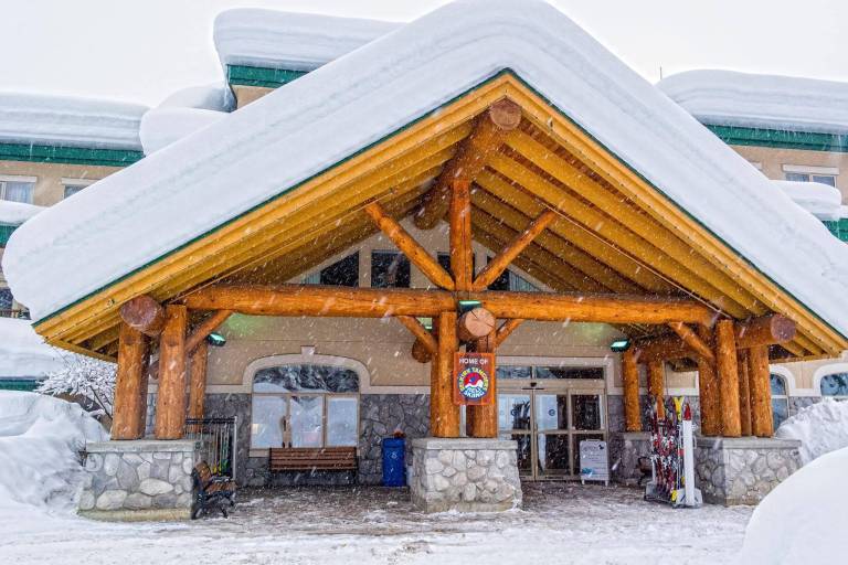 Coast Hillcrest Hotel in Revelstoke, BC