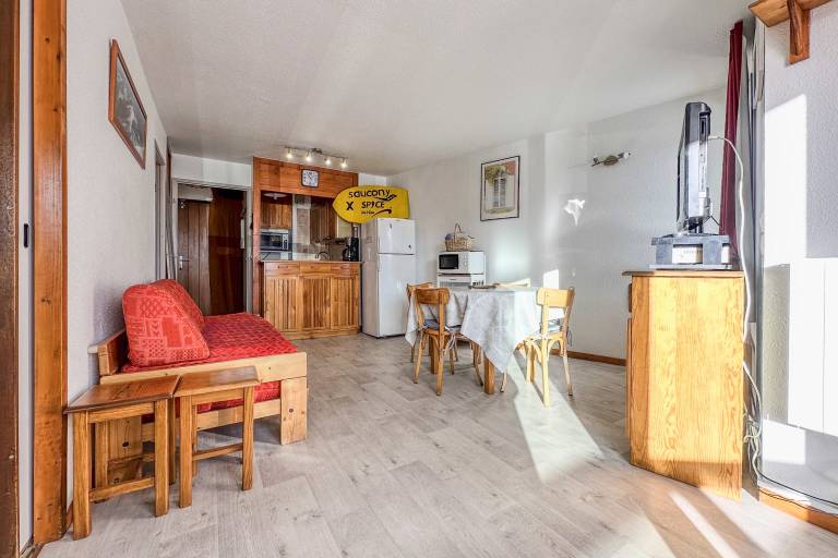 Family-oriented holiday apartment | Mountain view | Ski nearby | Pet-friendly — photo 3