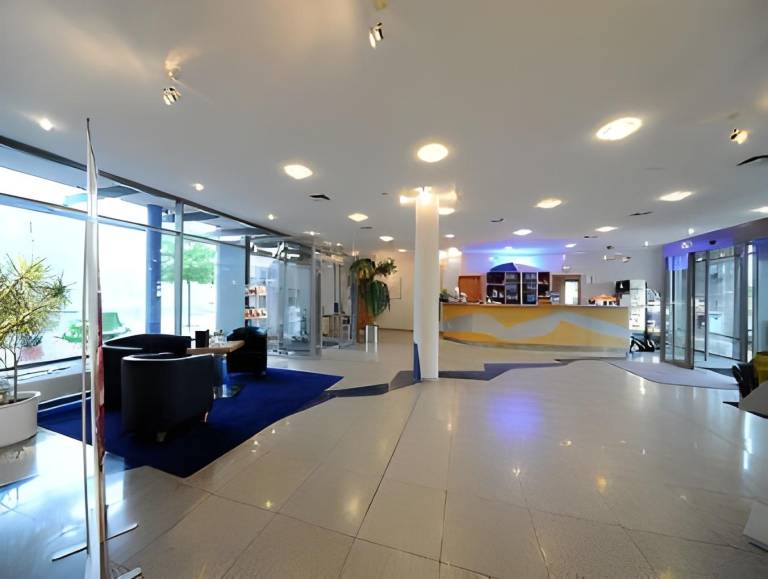 Hotel Stadthafen Stade — photo 4