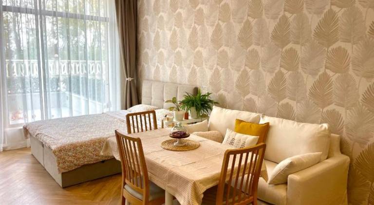 Fully equipped charming apartment with terrace & private pool | Beach nearby | Pets are welcome in Varna