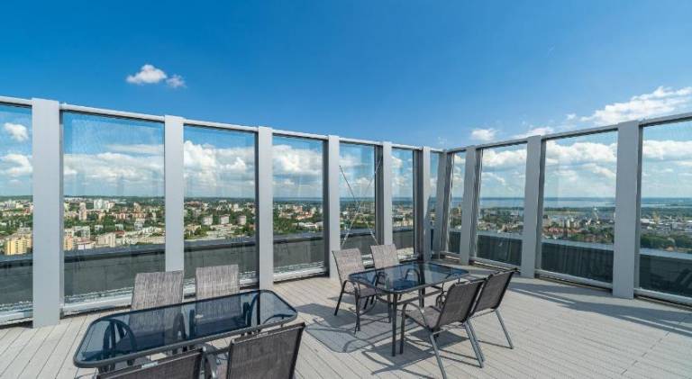 Holiday apartment with hot tub, terrace & pool — photo 4