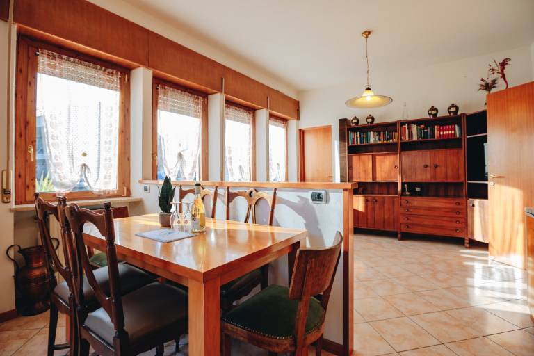 Rental apartment with terrace & yard | Pet-friendly — photo 2