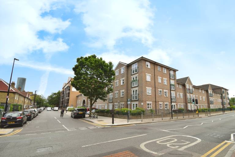 Stylish & Comfy Near Canary Wharf O2 Wifi