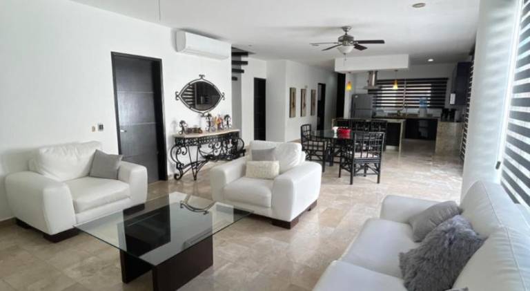 Holiday apartment with pool — photo 2