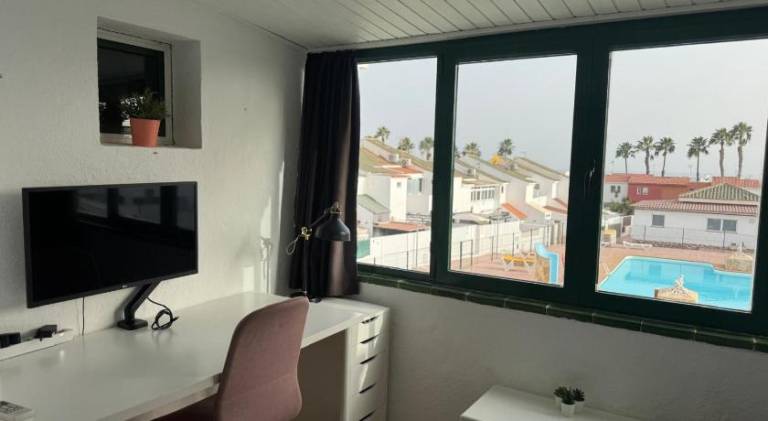 Apartment with private pool, terrace & barbeque | Good for workation | Pet-friendly — photo 2