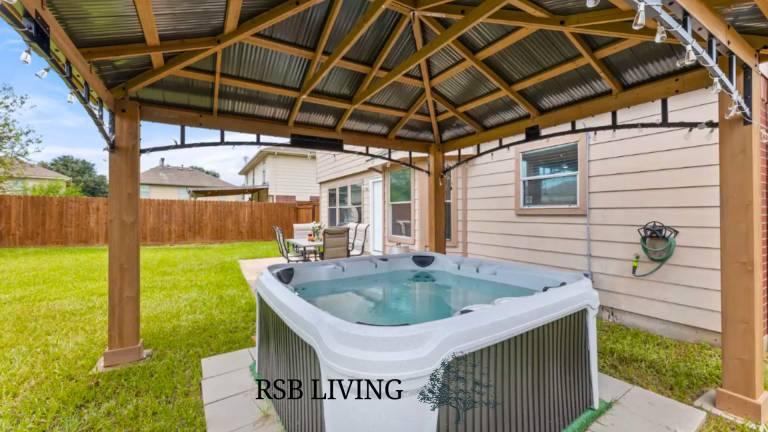 Brand New 4Bd 2Baths Home With Hot Tub