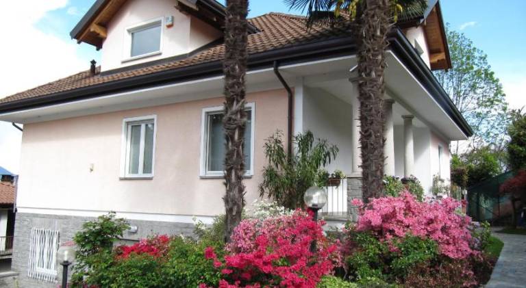 Holiday apartment with 1 room for 3 persons in Baveno