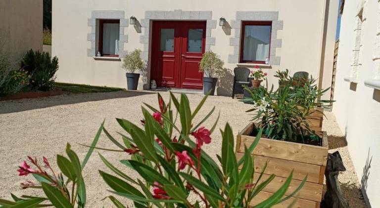 Vacation home with jacuzzi in Bressuire