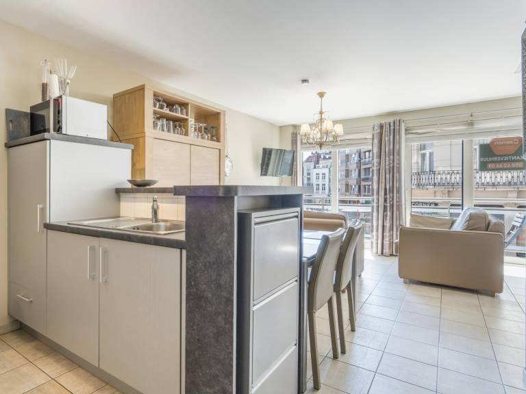 Studio with patio in Blankenberge