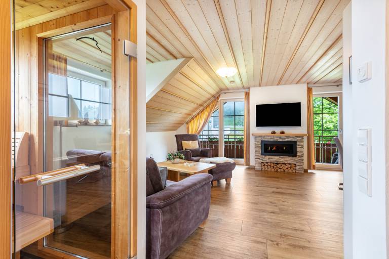 Fully equipped apartment with garden, patio & sauna | Mountain view | Next to the ski | Pets allowed — photo 2