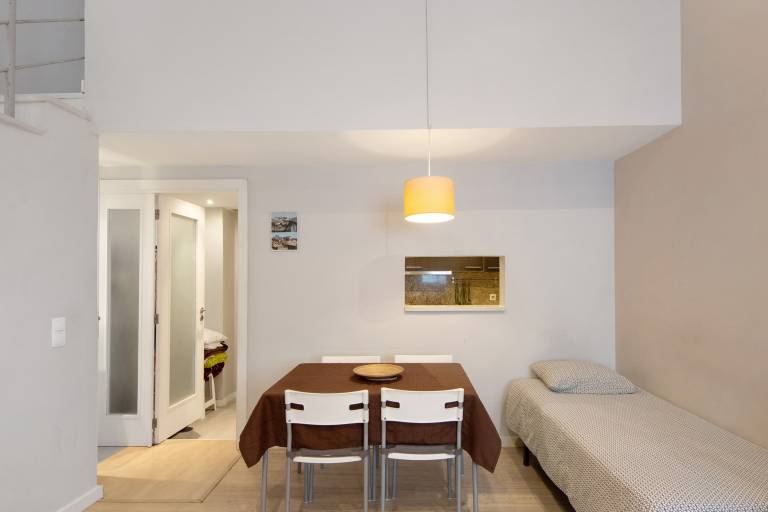 Family-friendly charming holiday apartment with fast internet | City view | Pet-friendly — photo 3