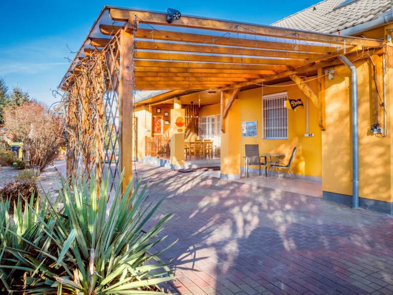 House Balatonmáriafürdő