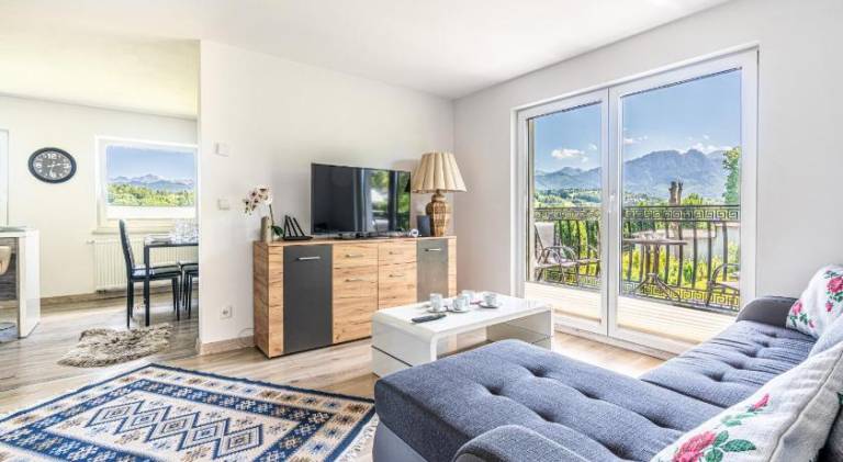 Apartamenty z widokiem & Balia - Willa KROLE 25A Harenda SKI by RentiloPL — photo 2