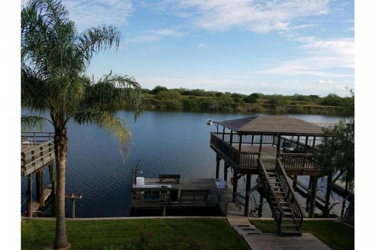 House Arroyo City