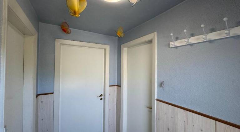 Hyggeligt Værelse med fælles opholdsrum og toilet — photo 4