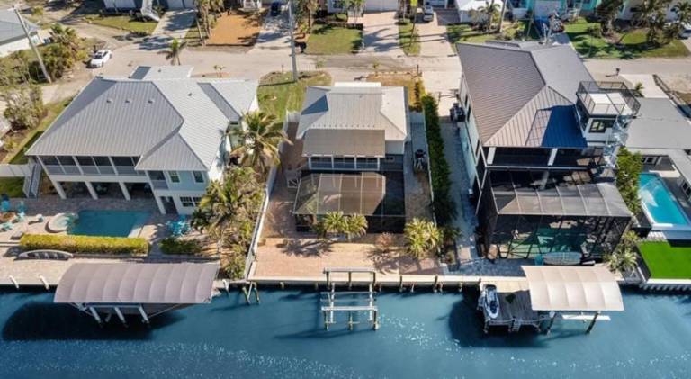 Fort Myers Beach 2 Bedroom 2 Bathroom Home Duplex — photo 4