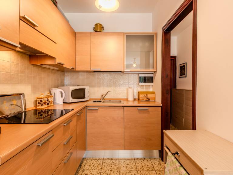 Lovely rental apartment with yard | Next to the beach | Pets allowed — photo 3