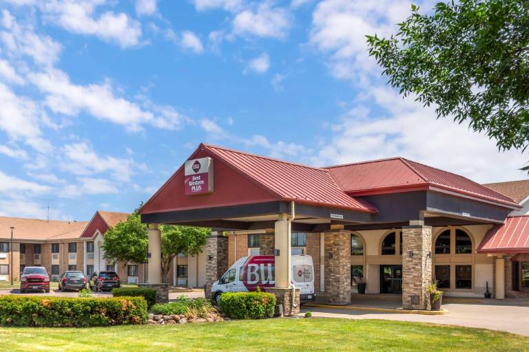 Best Western Plus Ramkota Hotel in Sioux Falls, SD
