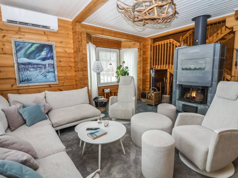 Pleasant vacation home with sauna | Pet-friendly — photo 2