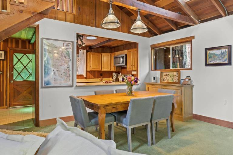 Children-friendly beautiful house with jacuzzi, BBQ & patio | Water view | Pet-friendly — photo 5