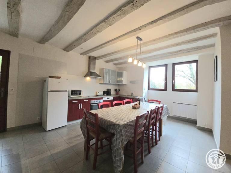 Gite with terrace, barbecue & garden — photo 2