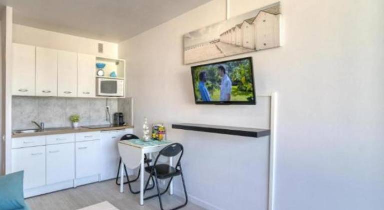 Holiday apartment with patio | Beach nearby | Pet-friendly — photo 4