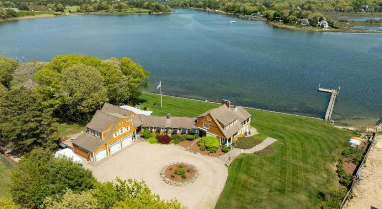 Wonderful house | Next to the beach | Pets are welcome in Dennis Port, MA