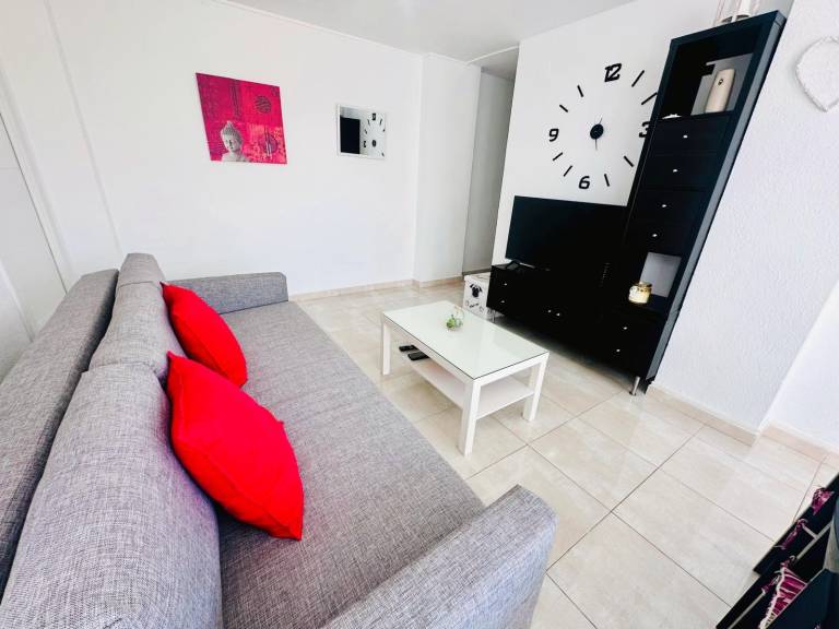 A697 - Bonito apartamento en urbanización con piscina y parking — photo 3